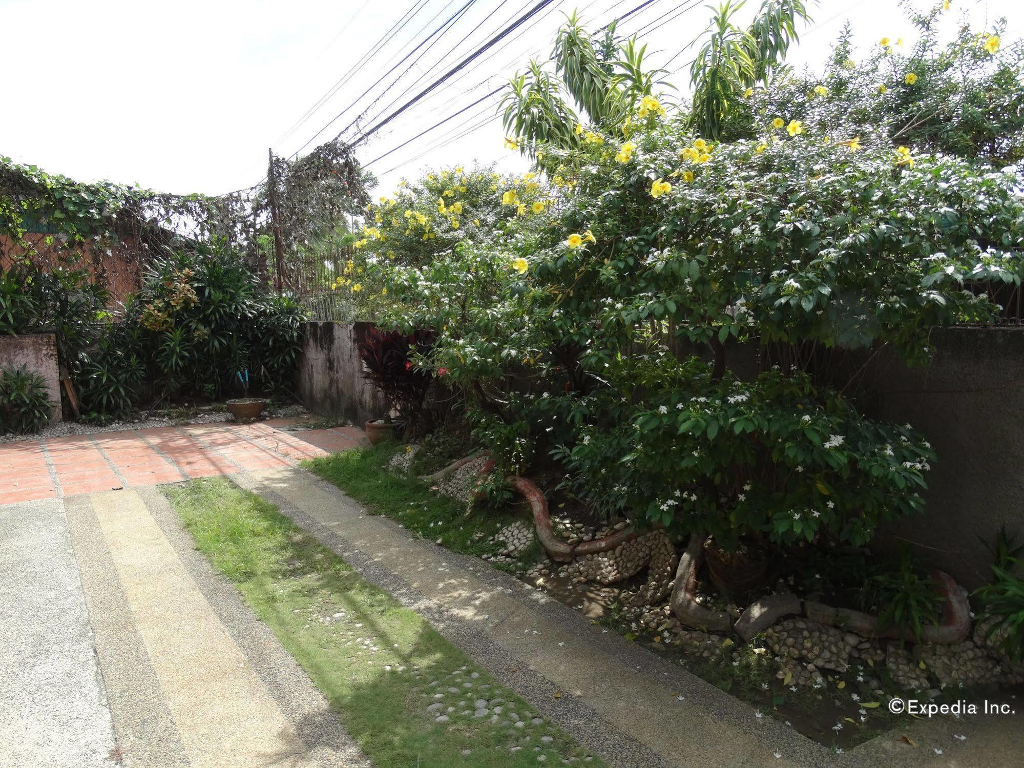 Casa Ruby Pension House Davao City Екстериор снимка
